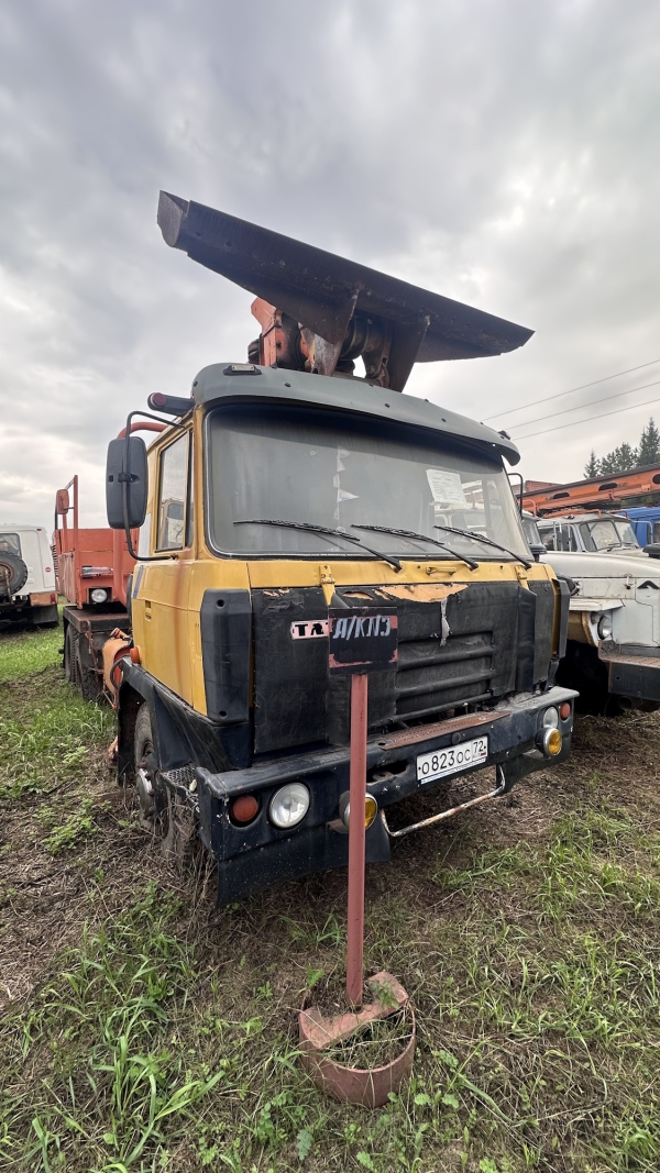 Татра 815 экскаватор